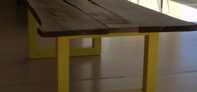 Tavoli: l’unicità del legno massello